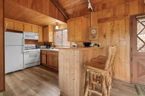 Een waterkoker, een broodrooster