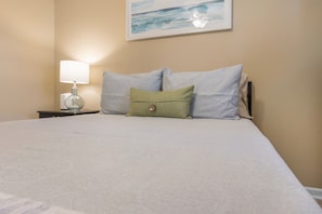 3 bedrooms, travel crib, free WiFi, bed sheets
