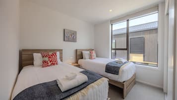 3 chambres, fer et planche Ă repasser, Wi-Fi, draps fournis