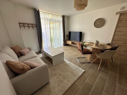 L'Échappée - Cosy one-bedroom apartment in Brissac, charm and calm near vineyards