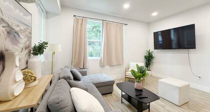 Brand New 2-bedroom 2-bathroom house with WiFi, AC in delightful Seattle