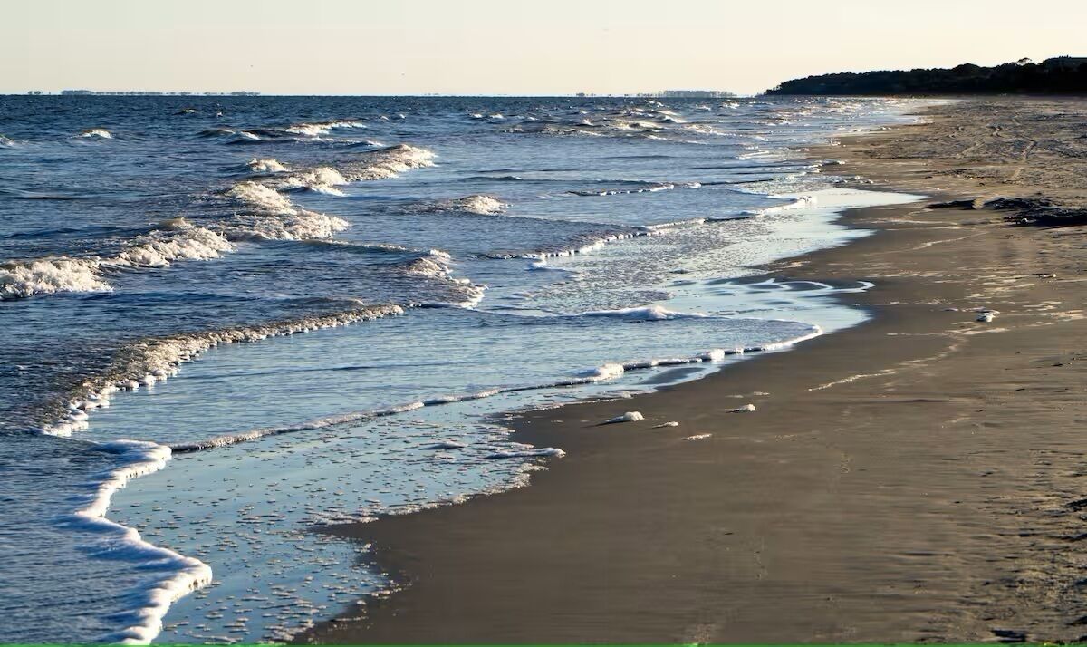 Sun loungers, beach towels