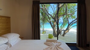 Deluxe Double Room, Sea View, Beachfront | In-room safe, desk, blackout drapes, free WiFi