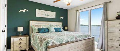 Lägenhet - flera sängar - balkong (Sunset View at Anchor’s Point) | 2 sovrum, individuell inredning och unika möbler