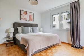 2 bedrooms, iron/ironing board, WiFi, bed sheets - Blueground | Hochschulen, balcony, nr Zurich Lake (Zurich)