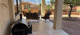 Charming 2-bedroom house with WiFi, AC in fabulous Oro Valley
