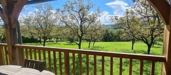 Sous les Noyers, Autoire