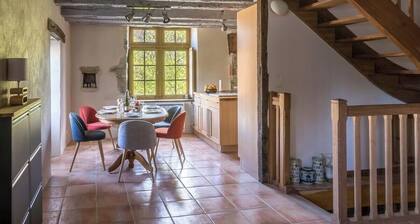Maison de charme Portobelo dans Carennac avec vue, pour 4