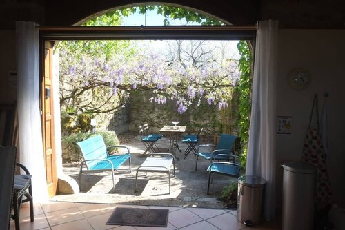 La Sagnarde, Maison en pierre, Loubressac