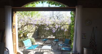 La Sagnarde, Maison en pierre, Loubressac