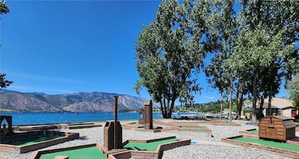 Wapato Point Resort - Ground floor 3 bedroom on the Lake!