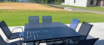 Spacious 5-bedroom house on Monkey Island, Afton with WiFi, AC & slip in dock