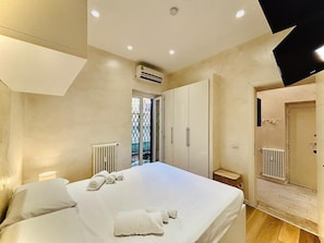 1 chambre, fer et planche à repasser, Wi-Fi, draps fournis