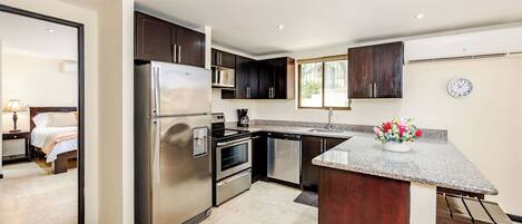 Fridge, microwave, oven, coffee/tea maker