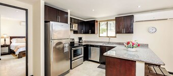 The Cove #9 • 1 BR Condo • Pool Access & Walk to Ocotal Beach • 2 Guests