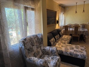 TV, fireplace - The Viewpoint of the Sky Puy Du Fou (Albarreal de Tajo)