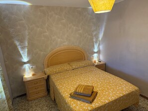 3 bedrooms, iron/ironing board, WiFi, bed sheets - The Viewpoint of the Sky Puy Du Fou (Albarreal de Tajo)