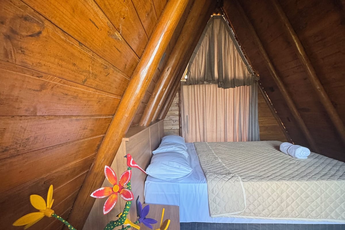 Exclusive-chalet, parveke, järvinäköala | Egyptinpuuvillaiset lakanat, ylelliset vuodevaatteet