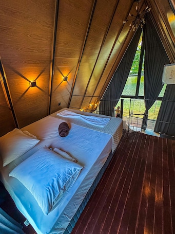 Chalet, 1 Bedroom, Non Smoking, Lake View | Free WiFi