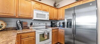 The Nest on Birdie Lane For 8!