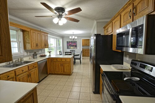  Buffalo to Branson country house