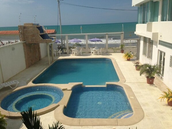 Outdoor pool - Casa y Mar Hotel (Tonsupa)