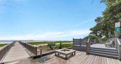 Beachside Paradise - 2-bedroom villa WiFi and AC in Hilton Head Island