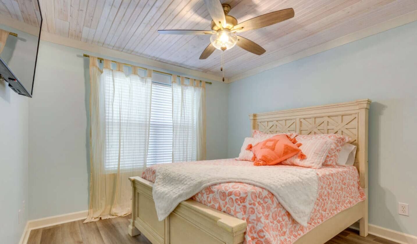 3 slaapkamers, een strijkplank/strijkijzer, gratis wifi, beddengoed