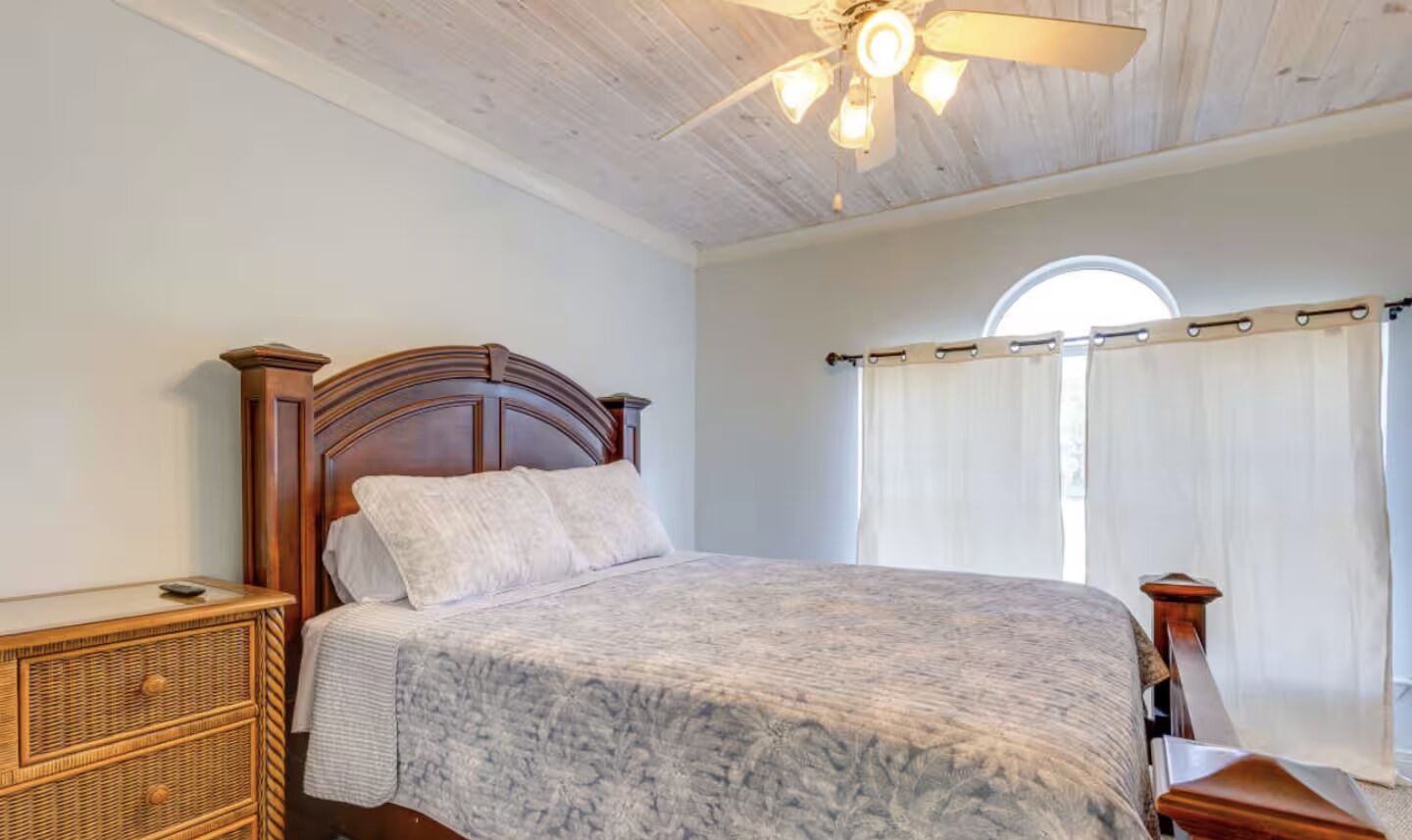 3 chambres, fer et planche à repasser, Wi-Fi gratuit, draps fournis