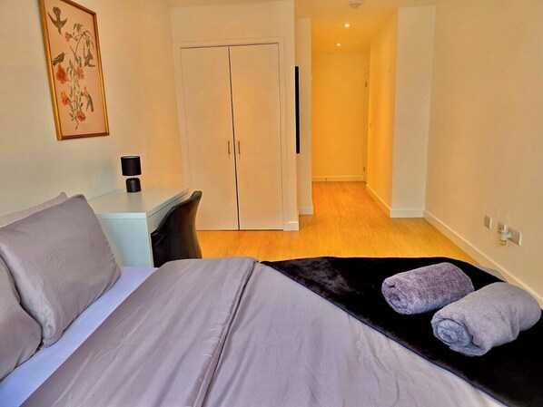 2 habitaciones, wifi gratis y ropa de cama 