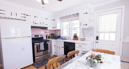 Coastal 5BR Home in Milford CT – Family-Friendly, Stylish & Close to Beaches