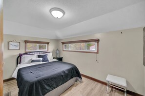 5 bedrooms, iron/ironing board, travel cot, free WiFi