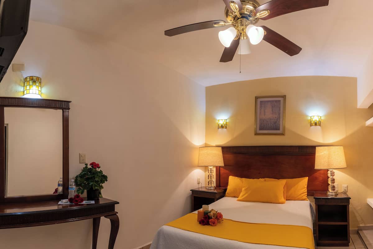 Eenvoudige kamer | Extra bedden, gratis wifi, beddengoed
