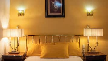 Kamar Basic | Tempat tidur lipat/tambahan, Wi-Fi gratis, dan seprai linen