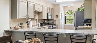 Cozy Comfort Retreat For 6