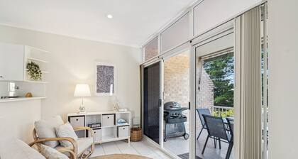 Sunray – Beachside Bliss Sawtell, Beach, Village