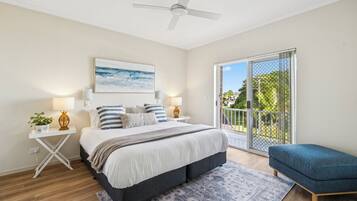 3 chambres, fer et planche à repasser, draps fournis