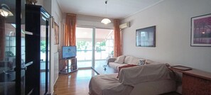 Flat-screen TV - Down Town Flat Apartment (Athina)