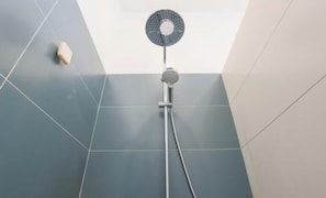 Shower, hair dryer, shampoo