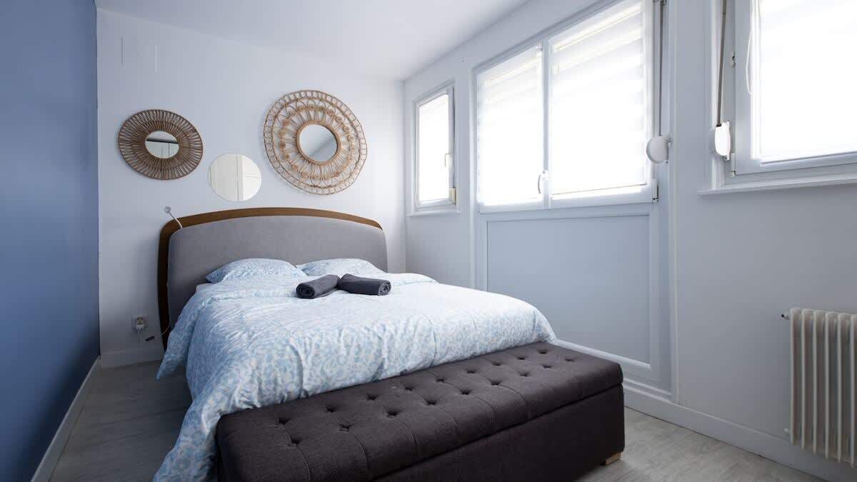 2 slaapkamers, reisbedje, wifi, beddengoed