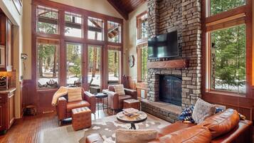 TV connectée, cheminée