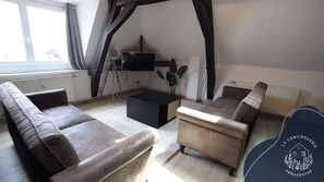 TV, offices - Le loft arrageois, 5p central (Arras)