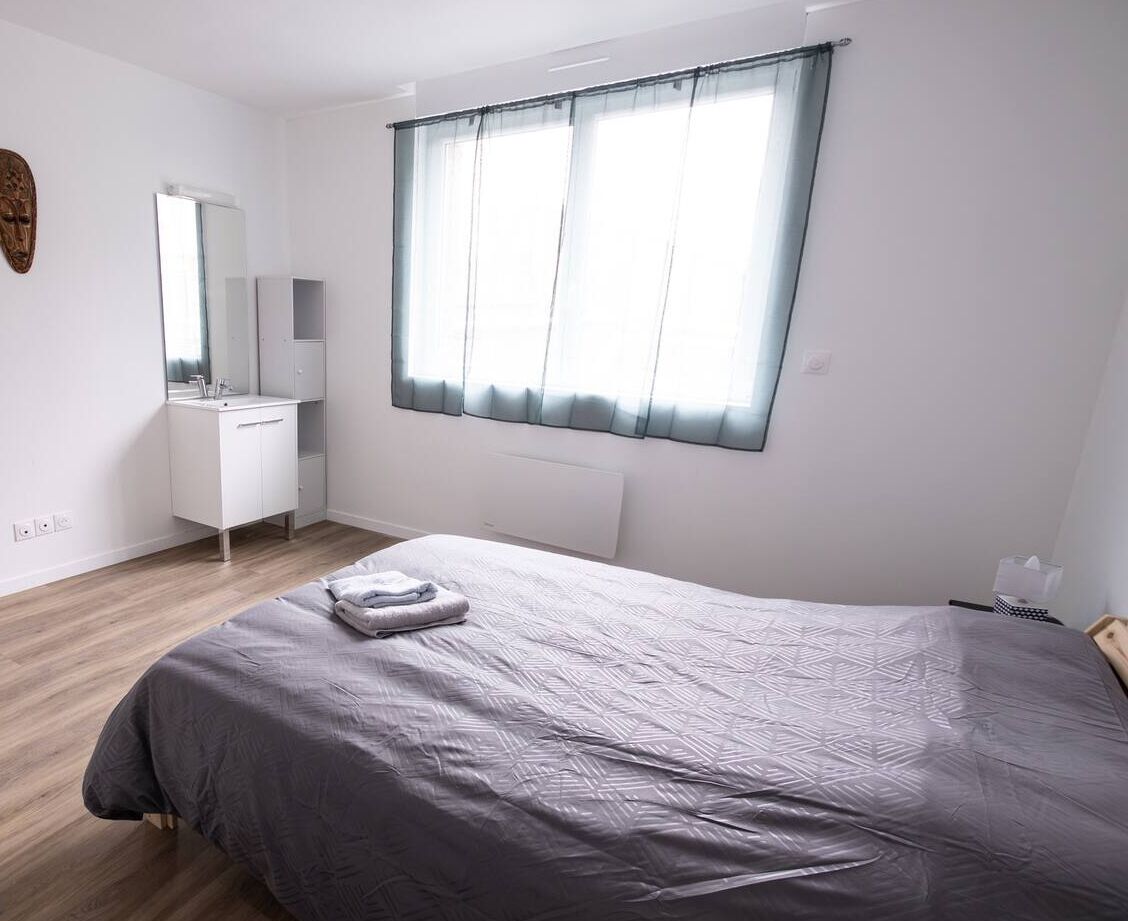 4 bedrooms, WiFi, bed sheets