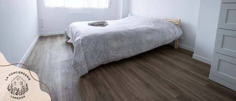 4 bedrooms, WiFi, bed sheets