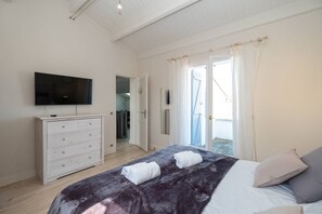 Room - les Iles sous le vent  Renovated villa with pool (ST MARTIN DE RE)