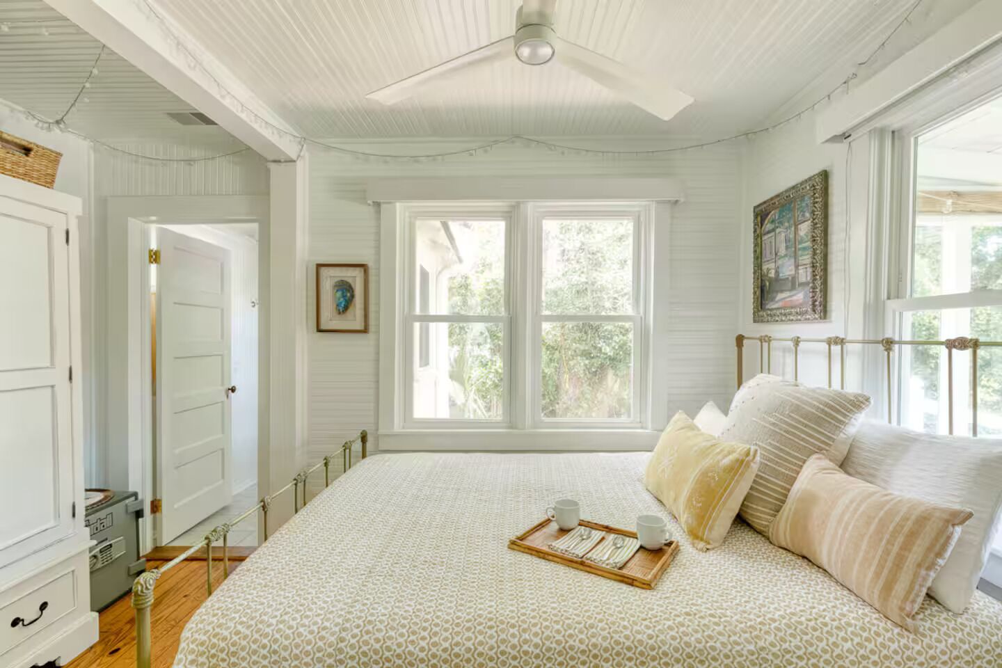 2 bedrooms, iron/ironing board, travel crib, free WiFi