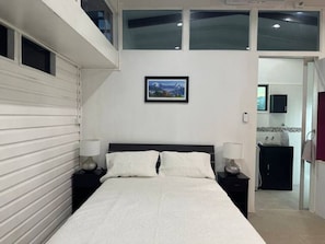 1 bedroom, iron/ironing board, WiFi