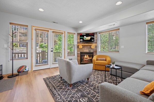 Smart TV, fireplace, foosball, table tennis