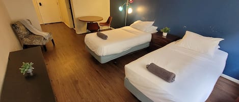 1 habitación, wifi y ropa de cama