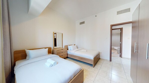 2 bedrooms, iron/ironing board, free WiFi, bed sheets